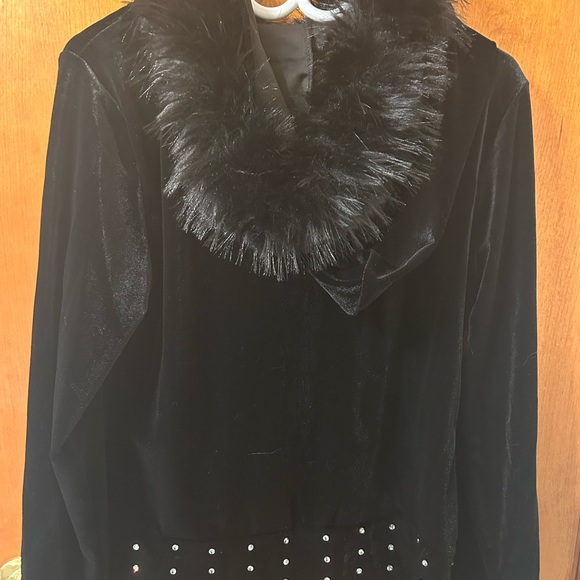 New Trendy Alternative Gothic Black Faux Fur Hood Womens Jacket With Gem Details - Picture 3 of 6